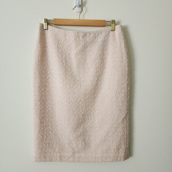Doncaster Dresses & Skirts - NWT $320 Doncaster Collection Womens Pulled Woven Tweed Straight Skirt Pink